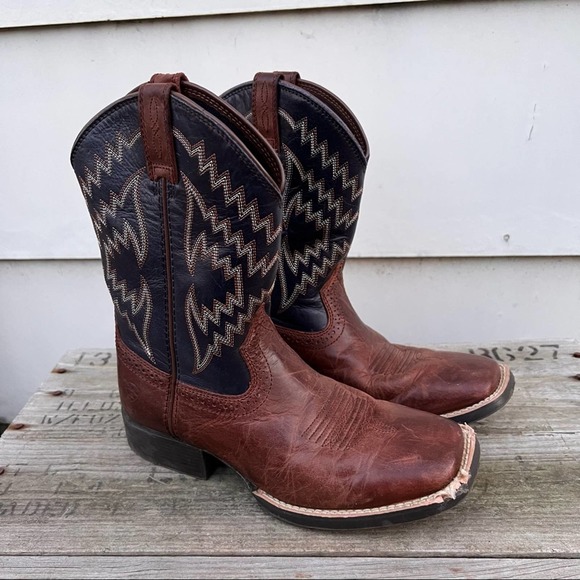 Ariat Other - Ariat Tycoon brown square toe cowboy western boots